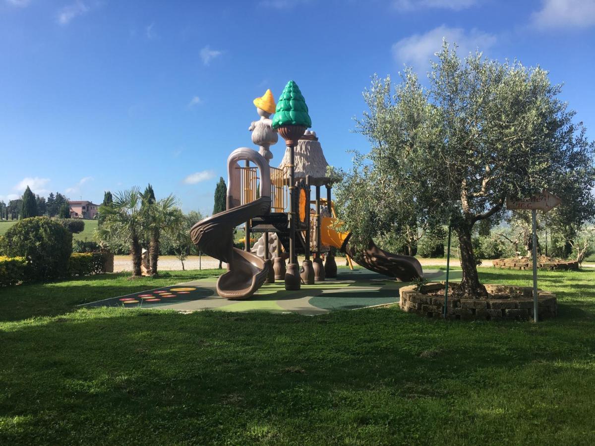 Casa In Campagna A Due Passi Dal Mare Pisa Bagian luar foto