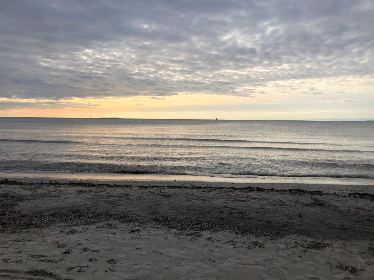 Casa In Campagna A Due Passi Dal Mare Pisa Bagian luar foto